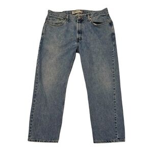 LEVI’S 505 Medium Wash Regular Fit Straight Leg Denim Jean